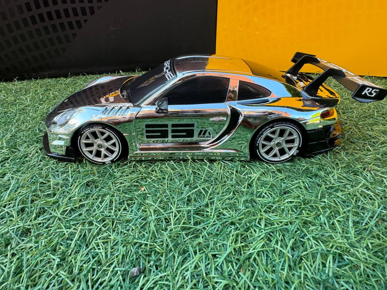 Машинка на радіокеруванні для дрифту Porsche GT3RS 1:18 повнопривідна із світлодіодним підсвічуванням Silver (mnz-em2-vvn) - фото 6 Машинка на радіокеруванні для дрифту Porsche GT3RS 1:18 повнопривідна із світлодіодним підсвічуванням Silver (mnz-em2-vvn) - фото 6