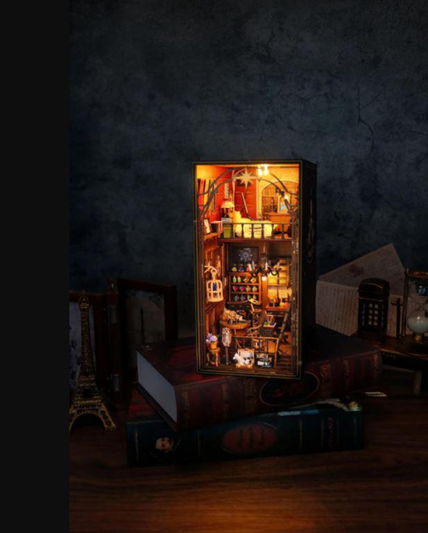 Румбокс книжный 3D DIY CuteBee Бук Нук Магическая Мастерская со светом - фото 12