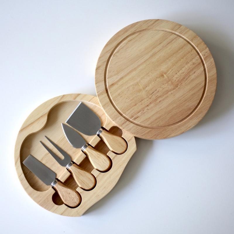 Доска с ножами для подачи сыра деревянная с раздвижным механизмом 22 см (00000010119)