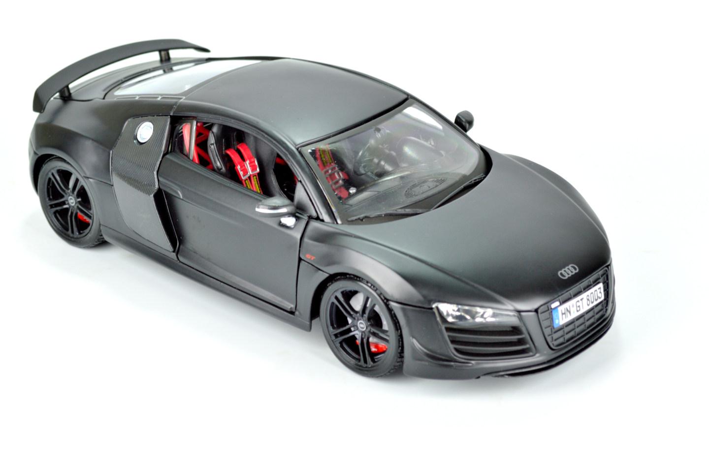 Модель автомобиля Maisto Audi R8 GT 1:18 Черный (36)