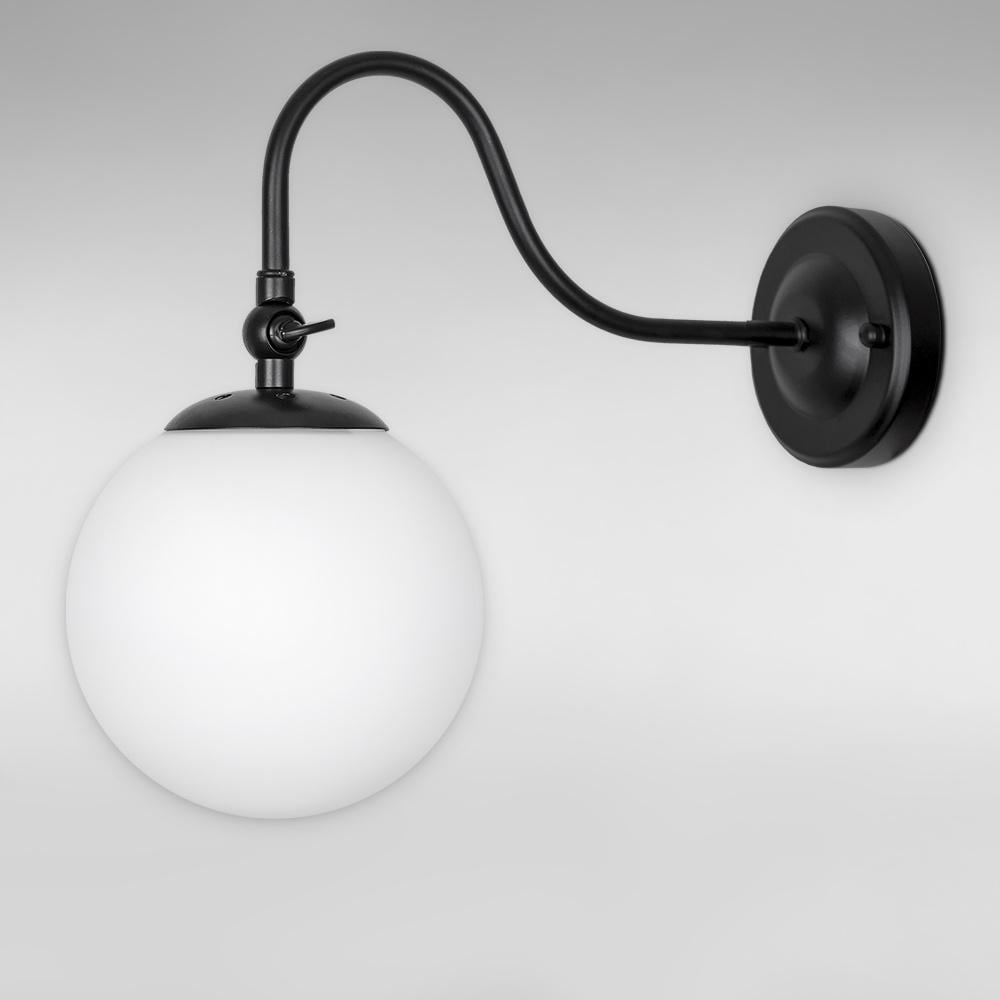 Светильник настенный шар Light House LS-18150F3-1 BK/WH Черный/Белый Светильник настенный шар Light House LS-18150F3-1 BK/WH Черный/Белый
