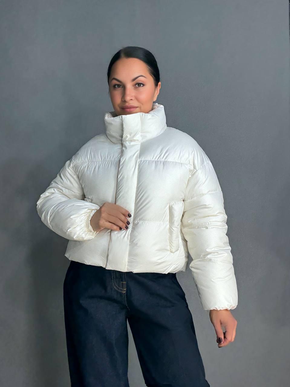 Куртка женская HAIZIYUAN 8606 короткая пуффер с воротником XL Белый (4788) - фото 8 Куртка женская HAIZIYUAN 8606 короткая пуффер с воротником XL Белый (4788) - фото 8