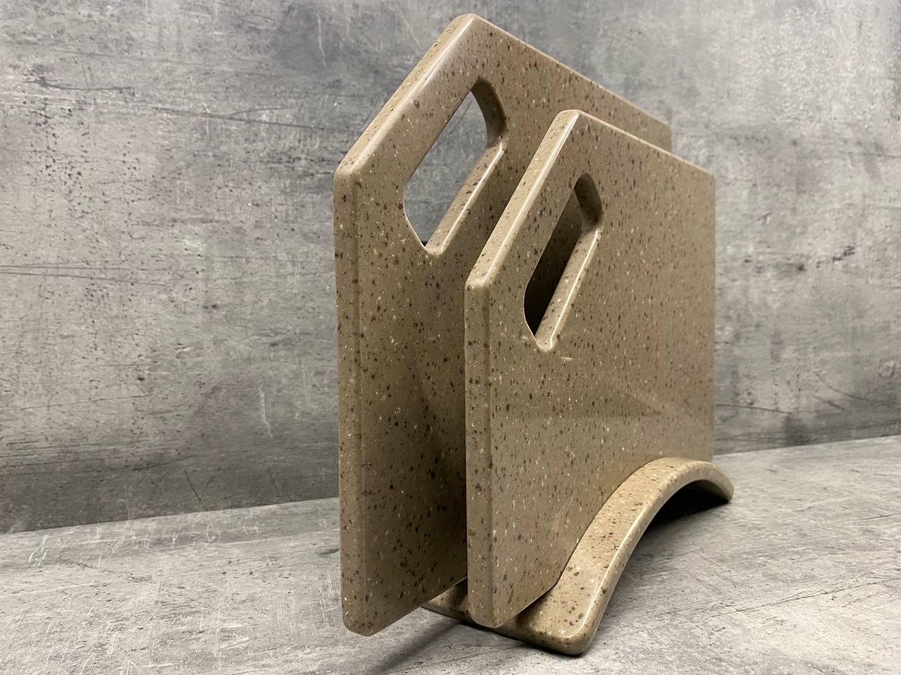 Набір дошок кухонних Ginger Bread зі штучного акрилового каменю на підставці 2 шт. (192) - фото 2 Набір дошок кухонних Ginger Bread зі штучного акрилового каменю на підставці 2 шт. (192) - фото 2