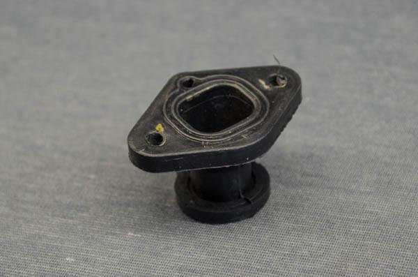 Колектор впускной для бензопил серии 2500 (1352)