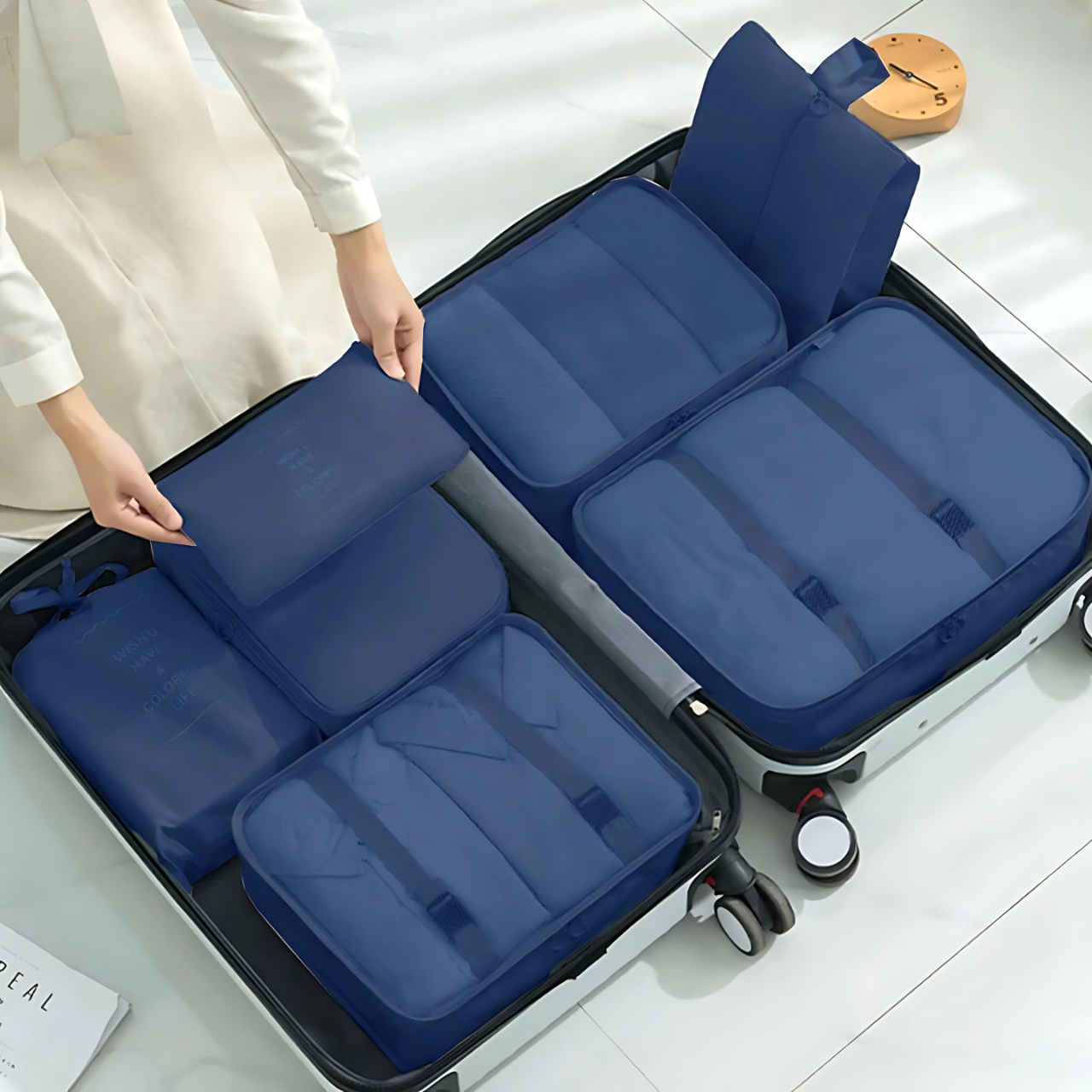 Набір дорожніх органайзерів для перевезення і зберігання речей 7в1 Синій (3222283787) - фото 6 Набір дорожніх органайзерів для перевезення і зберігання речей 7в1 Синій (3222283787) - фото 6