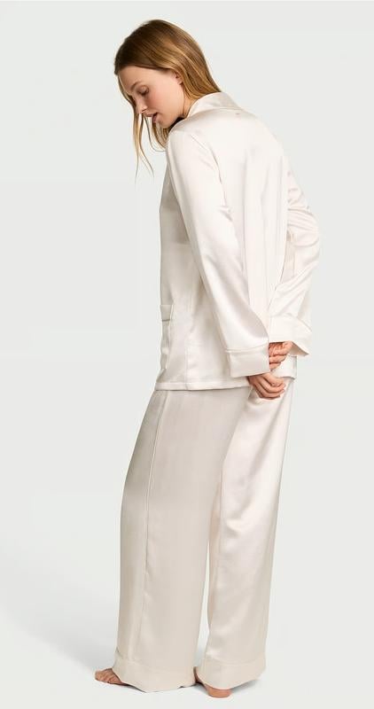 Пижама Victoria's Secret luxe satin S Айвори (27013929) - фото 2 Пижама Victoria's Secret luxe satin S Айвори (27013929) - фото 2