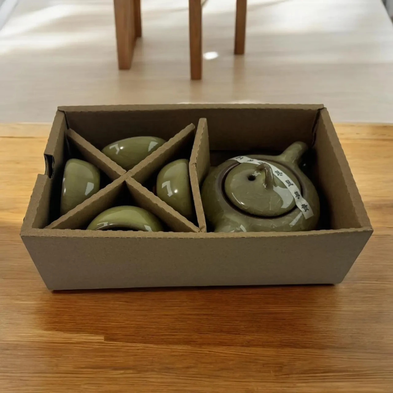 Сервіз керамічний чайник 120 мл/чашка 40 мл 22х4х8 см Оливковий (35991) - фото 5 Сервіз керамічний чайник 120 мл/чашка 40 мл 22х4х8 см Оливковий (35991) - фото 5