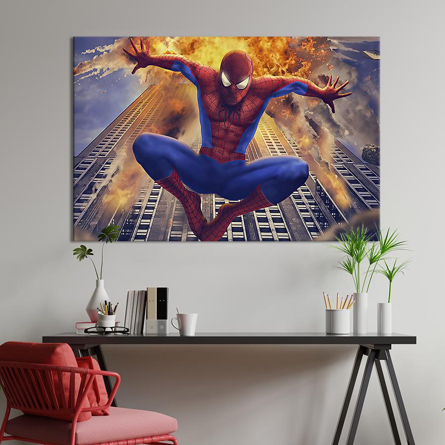 Настенный декор картина на холсте для интерьера Человек-паук на фоне взрыва 51x34 см (744-1)