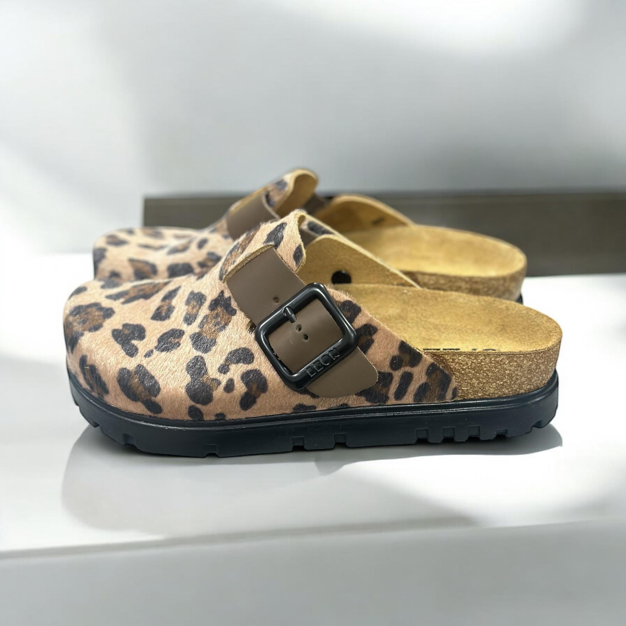 Сабо Leon женские замшевые р. 38 Леопардовый (26395987) Сабо Leon женские замшевые р. 38 Леопардовый (26395987)