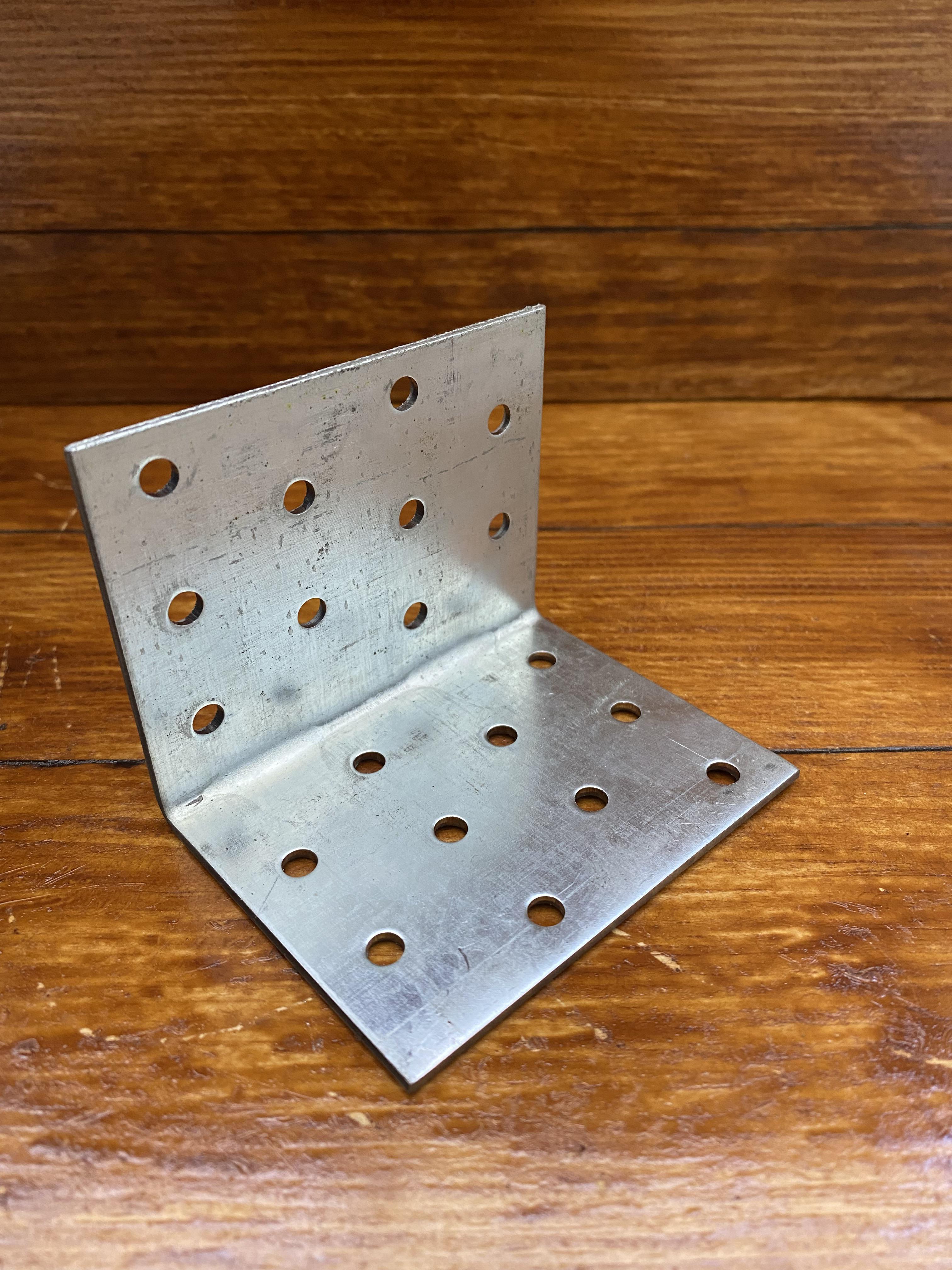 Кутник панельний 60х60х80х2 мм (МВ85)