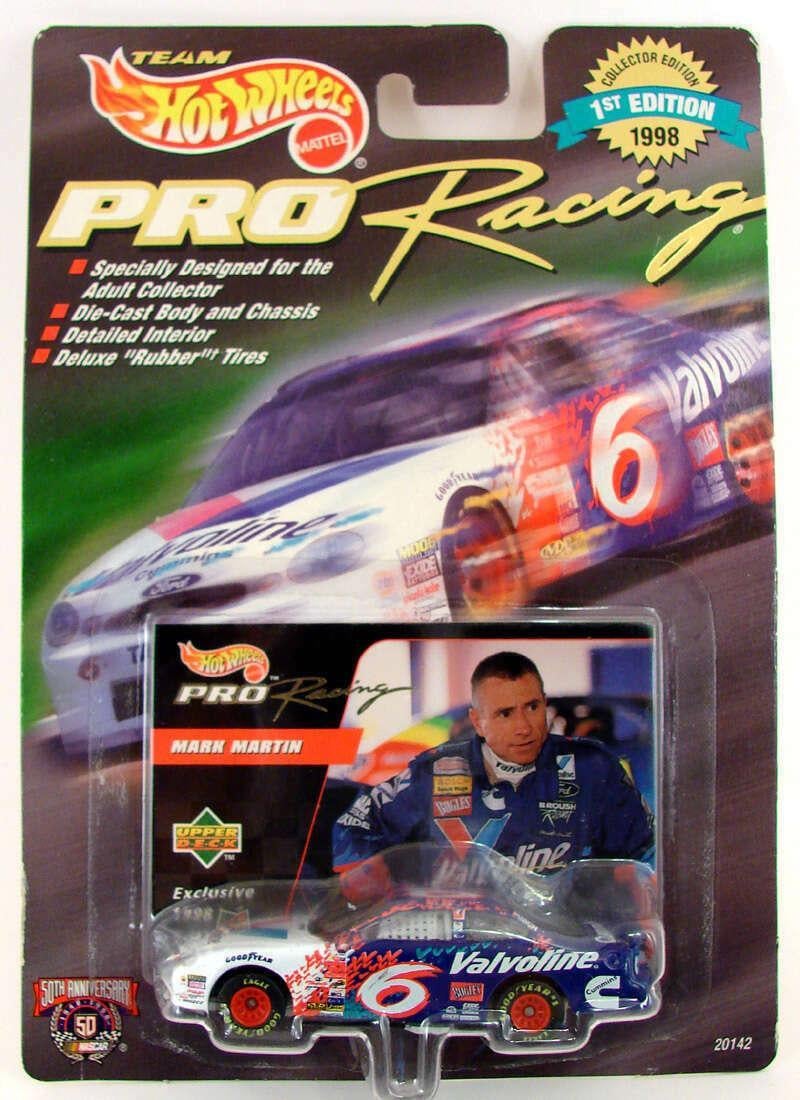 Іграшкова машинка Hot Wheels Ford Taurus Valvoline №6 Mark Martin 1998 Pro Racing NASCAR (20142)