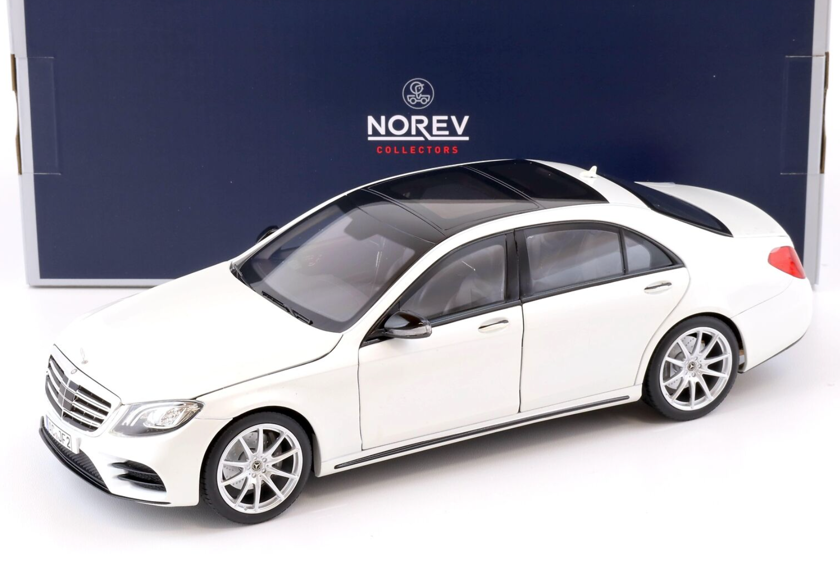 ᐉ Модель автомобиля Norev 1:18 Mercedes-Benz S-Class W222 AMG