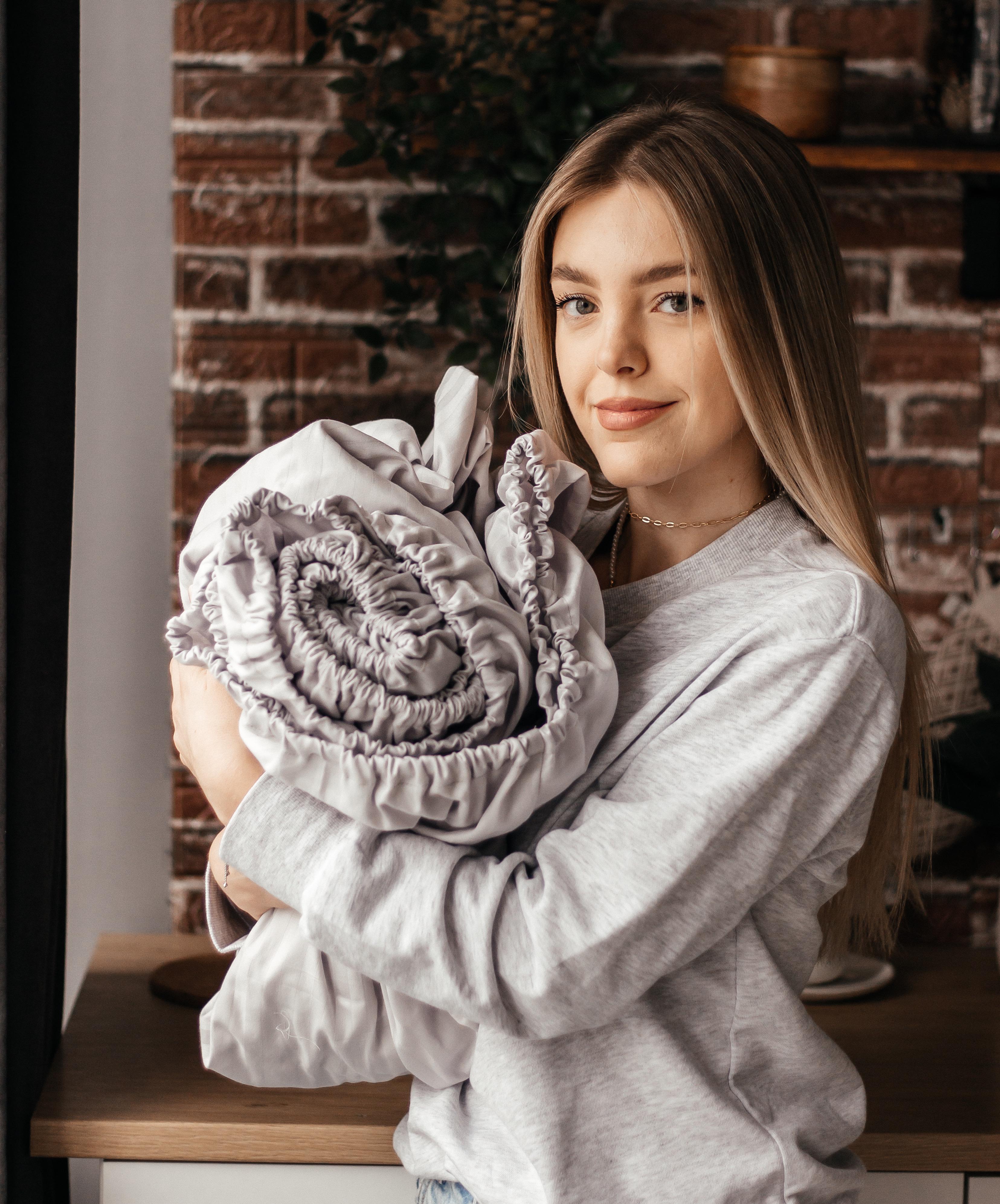 Простынь на резинке MinkyHome 200х200/25 см сатин Серый (9929923)