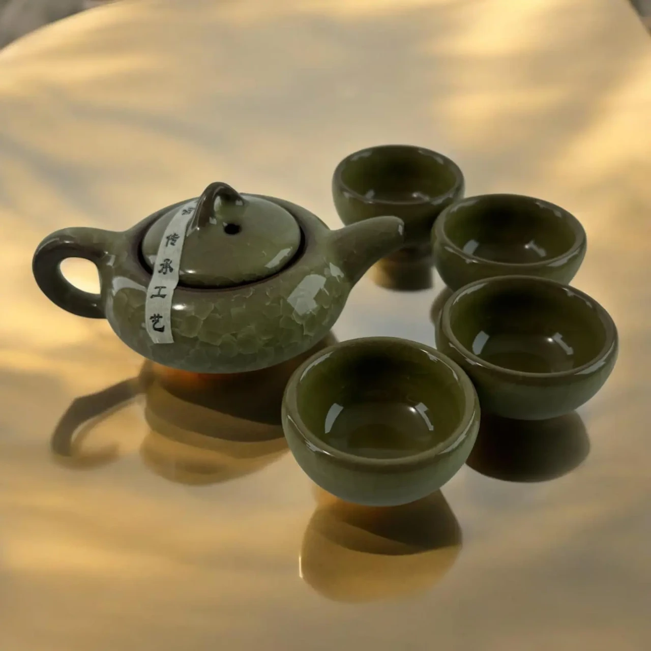 Сервіз керамічний чайник 120 мл/чашка 40 мл 22х4х8 см Оливковий (35991) - фото 6 Сервіз керамічний чайник 120 мл/чашка 40 мл 22х4х8 см Оливковий (35991) - фото 6