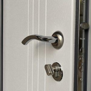 Дверь входная улица Редфорд Сити Лайт 960х2040 мм Антрацитовый/Белое дерево (14329531) - фото 4 Дверь входная улица Редфорд Сити Лайт 960х2040 мм Антрацитовый/Белое дерево (14329531) - фото 4