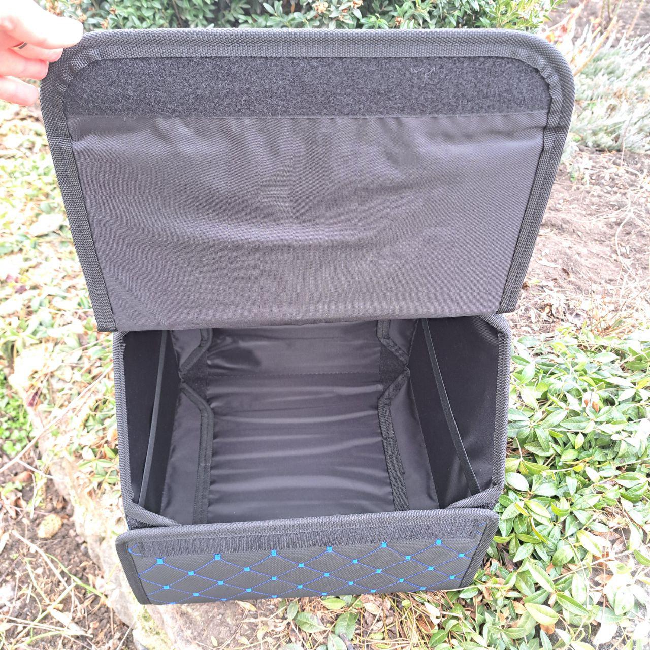 Органайзер автомобильный в багажник с перфорированной эко-кожи S 35x30x30 см Черный с синим (4279339e) - фото 4 Органайзер автомобильный в багажник с перфорированной эко-кожи S 35x30x30 см Черный с синим (4279339e) - фото 4