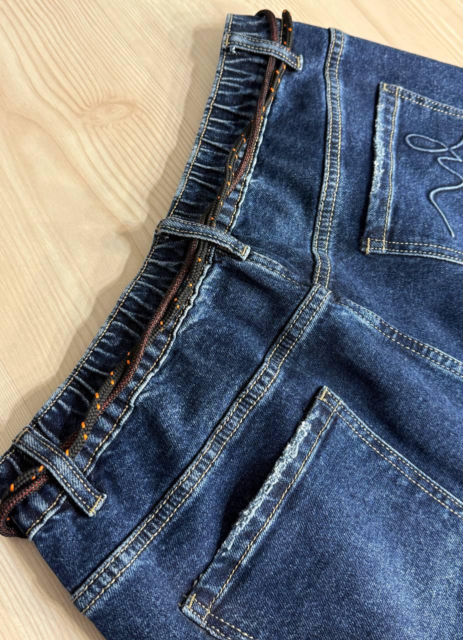 Джинси жіночі Ladyn 845 MOM skater талія на резинці батал великі розміри р. 31 Синій (5188) - фото 2 Джинси жіночі Ladyn 845 MOM skater талія на резинці батал великі розміри р. 31 Синій (5188) - фото 2