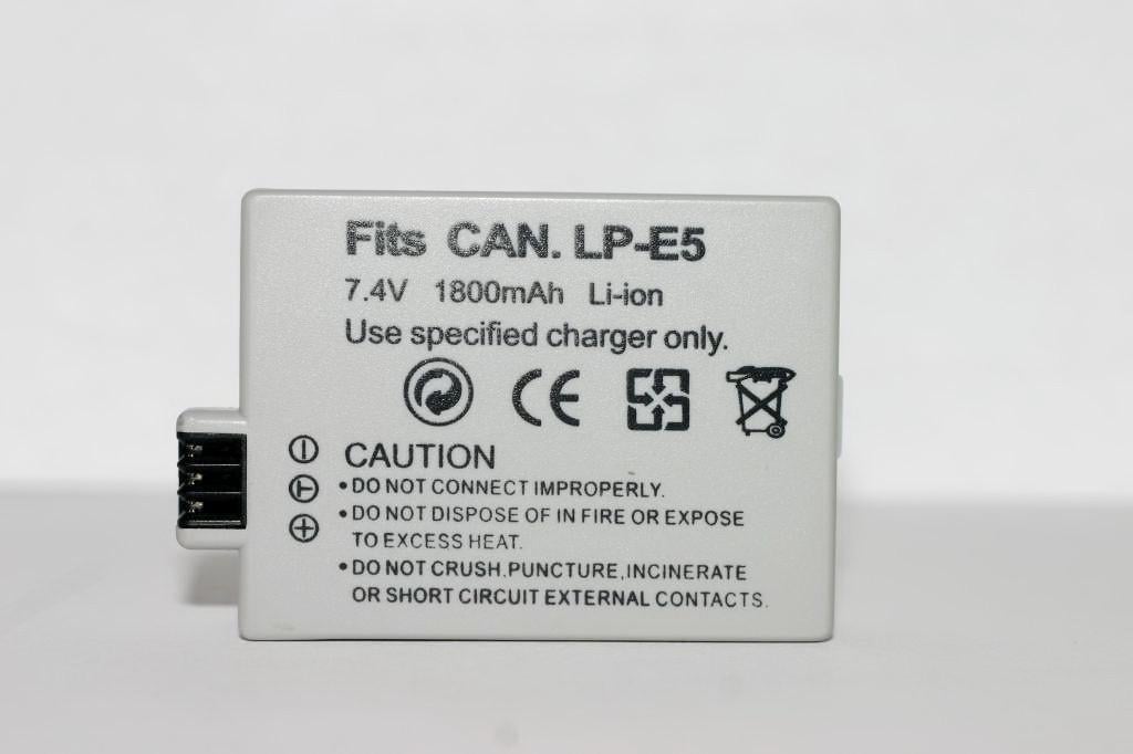 Акумулятор для фотоапаратів Canon 450D 500D 1000D 2000D LP-E5 аналог 1800 ma Акумулятор для фотоапаратів Canon 450D 500D 1000D 2000D LP-E5 аналог 1800 ma