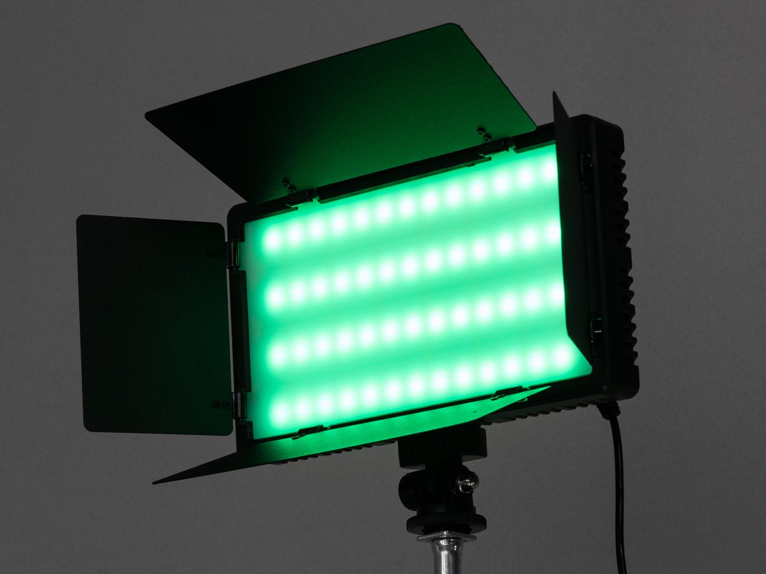 Кольцевая лампа для фото и видеосъемки RGB с пультом 15 Вт (SL-LED-600RGB) - фото 2 Кольцевая лампа для фото и видеосъемки RGB с пультом 15 Вт (SL-LED-600RGB) - фото 2