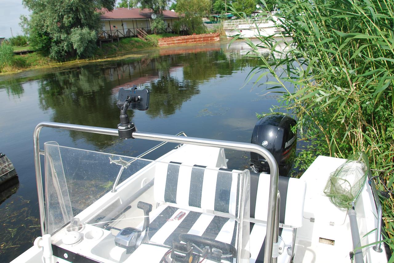 Монтажна система Borika FASTen FMr125 для кріплення аксесуарів на трубах та поручнях d 22/25 мм Чорно-сірий (01.01.008.02.01) - фото 9 Монтажна система Borika FASTen FMr125 для кріплення аксесуарів на трубах та поручнях d 22/25 мм Чорно-сірий (01.01.008.02.01) - фото 9