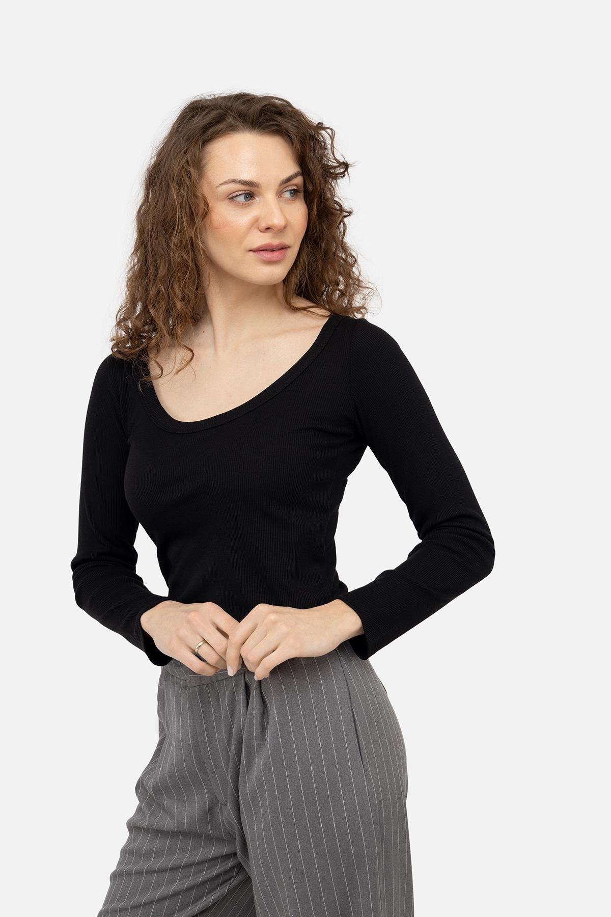 Лонгслів жіночий ЦБ-00242079 р. 42 Чорний (SKT000963419) Лонгслів жіночий ЦБ-00242079 р. 42 Чорний (SKT000963419)