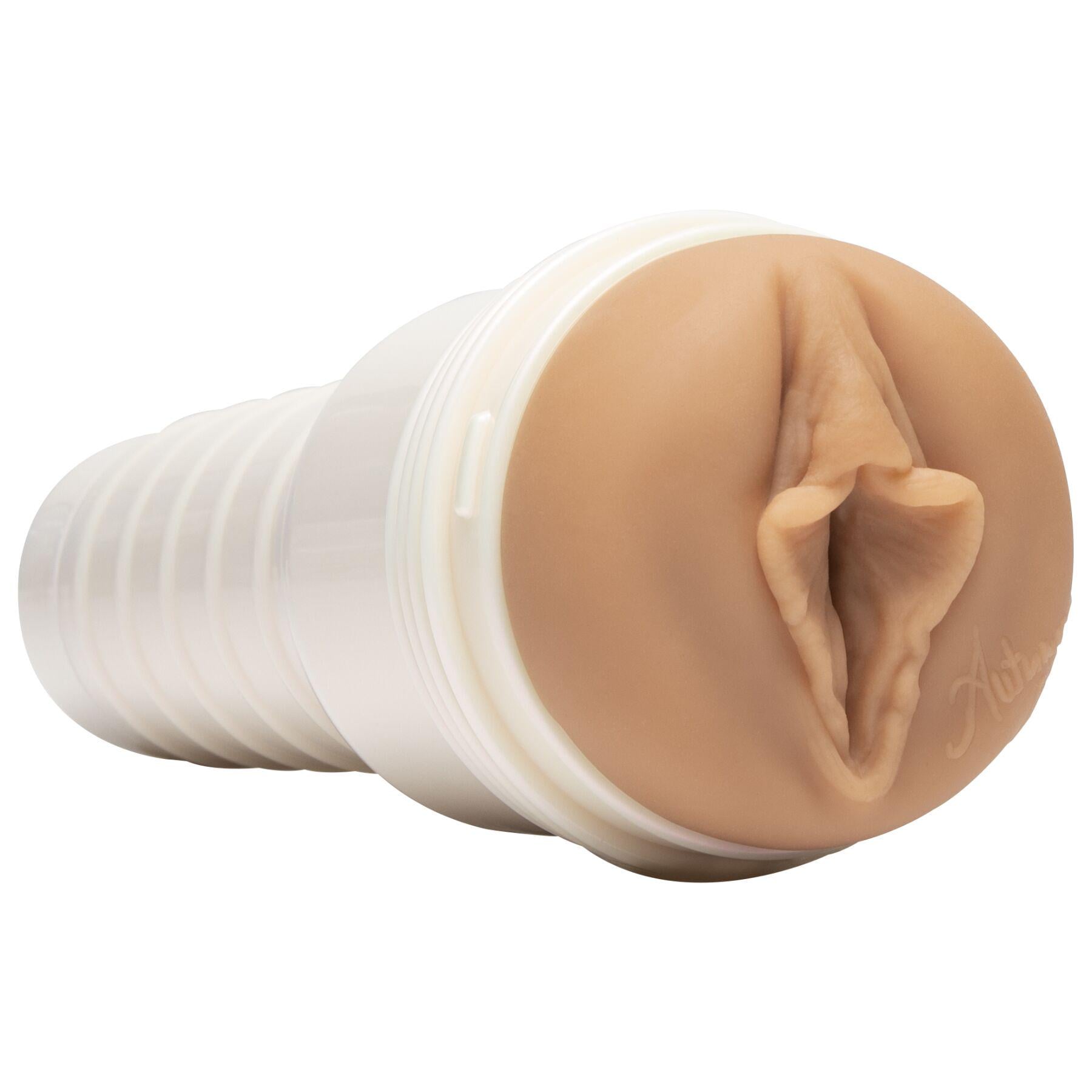 Мастурбатор Fleshlight GirlsAutumn Falls Cream из слепка вагины