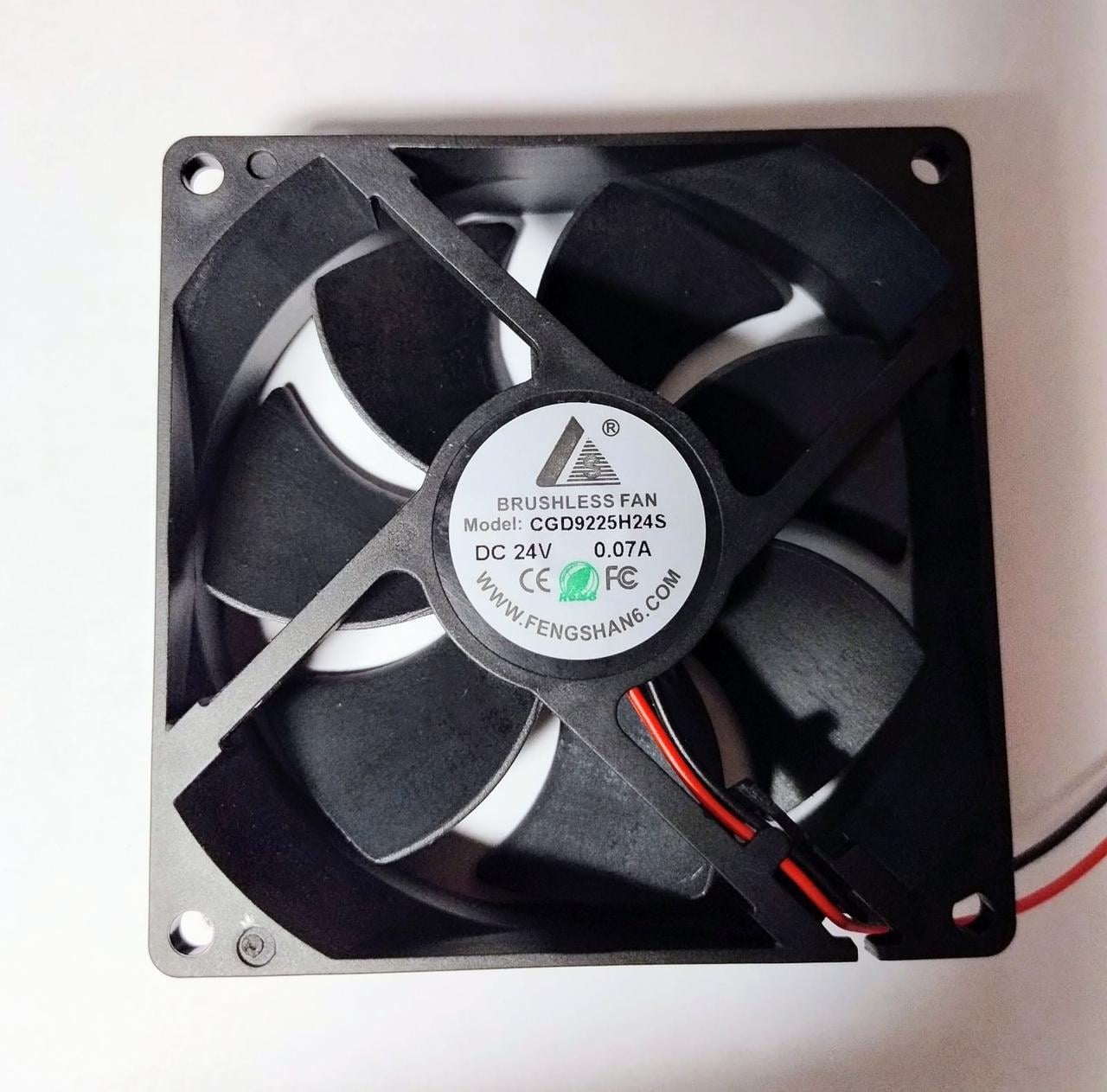 Вентилятор 24VDC 92х92х25 мм (CGD9225H24S)