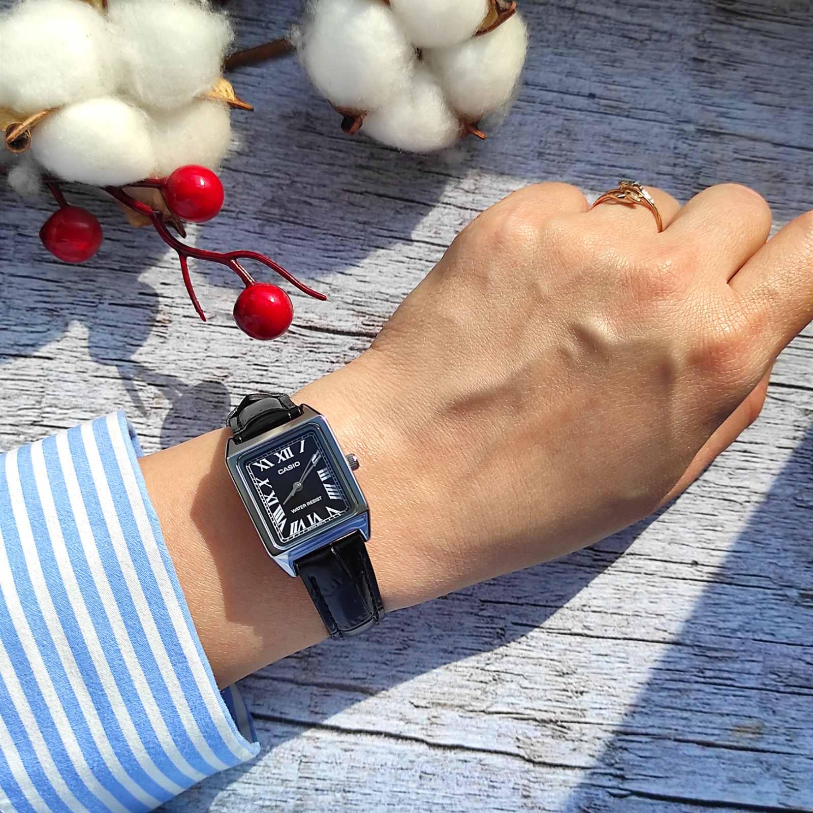 Наручний годинник жіночий Casio LTP-V007L-7B Срібний (LTP-V007L-7B) - фото 7 Наручний годинник жіночий Casio LTP-V007L-7B Срібний (LTP-V007L-7B) - фото 7