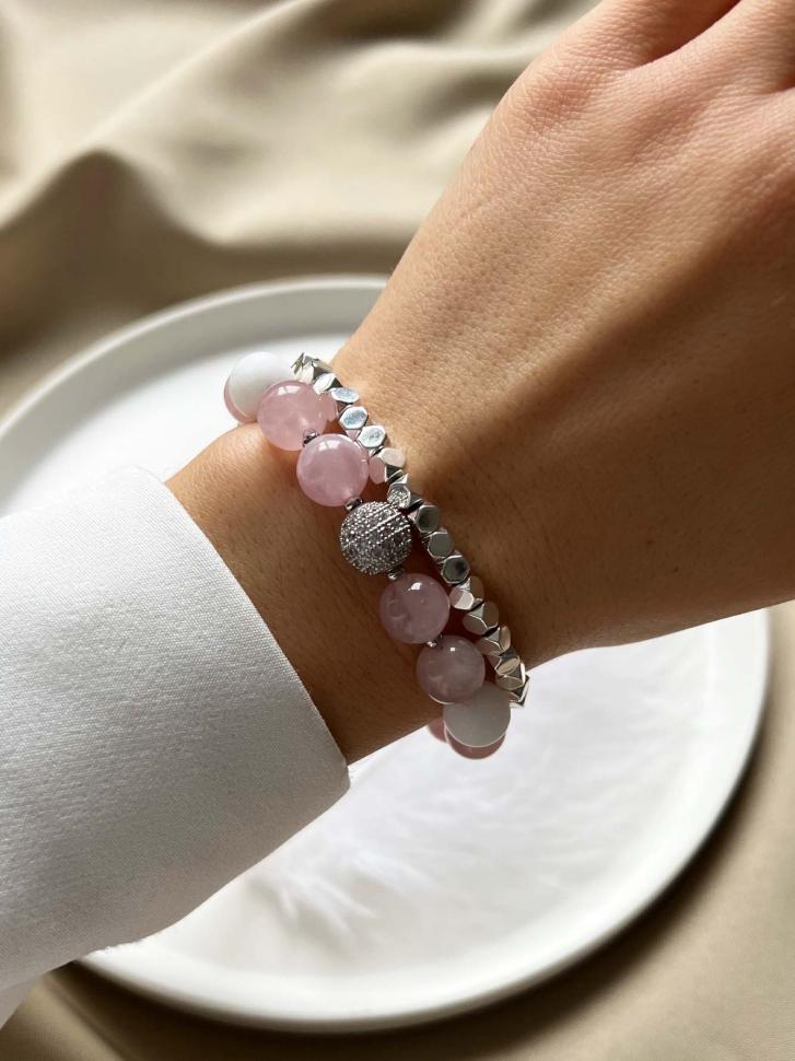 Набор браслетов из натуральных камней (4583) Набор браслетов из натуральных камней (4583)