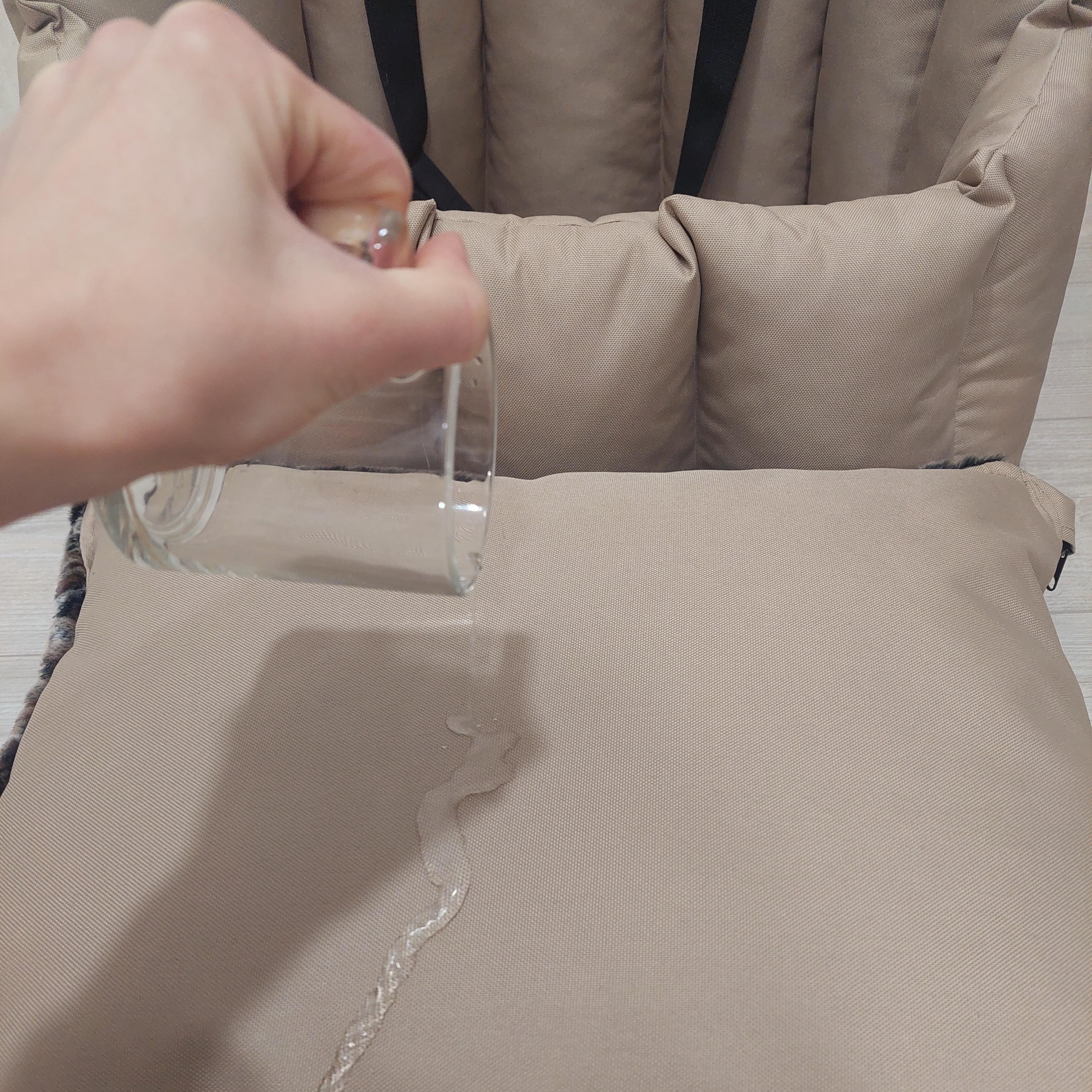 Кресло автомобильное для собак Huge and Tiny 50x45 см Бежевый - фото 8 Кресло автомобильное для собак Huge and Tiny 50x45 см Бежевый - фото 8