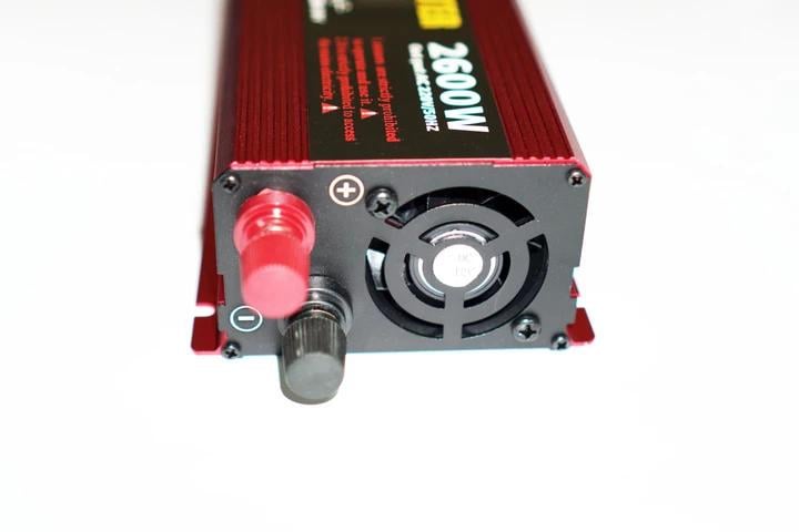 Автомобильный инвертор ERYUAN 2600W LCD DC/AC 12-220V с чистой синусоидой и вольтметром - фото 4 Автомобильный инвертор ERYUAN 2600W LCD DC/AC 12-220V с чистой синусоидой и вольтметром - фото 4