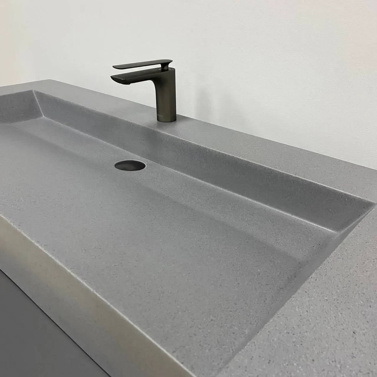 Раковина подвесная VBI VIESTE прямоугольная 1185x490 мм Серый матовый (RM-VBI-016803) - фото 3