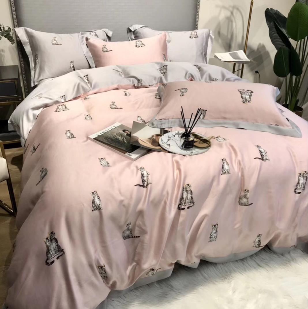 Комплект постільної білизни Tensel Charmeuse Home євро 200х230 см/50х70 см (0010) - фото 1 Комплект постільної білизни Tensel Charmeuse Home євро 200х230 см/50х70 см (0010) - фото 1