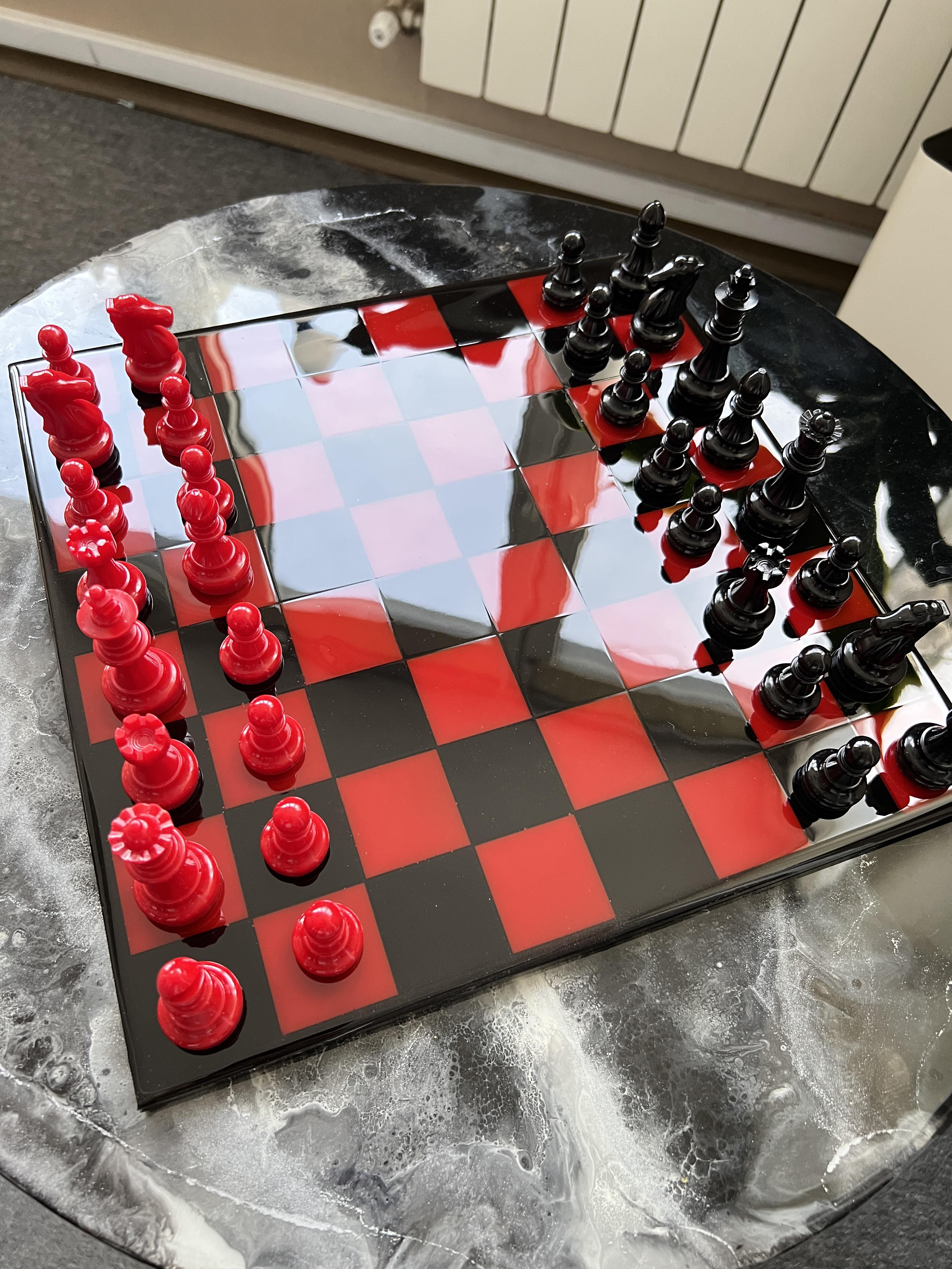 Шахи з епоксидної смоли Black Flame 30х30 см - фото 6 Шахи з епоксидної смоли Black Flame 30х30 см - фото 6