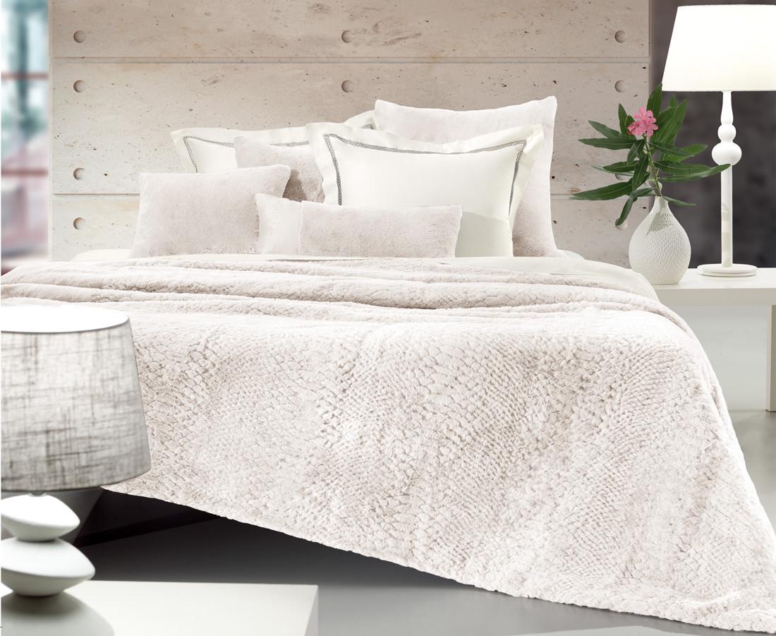 Плед меховой Love You LUX 200x220 см Кремовый (44001) Плед меховой Love You LUX 200x220 см Кремовый (44001)