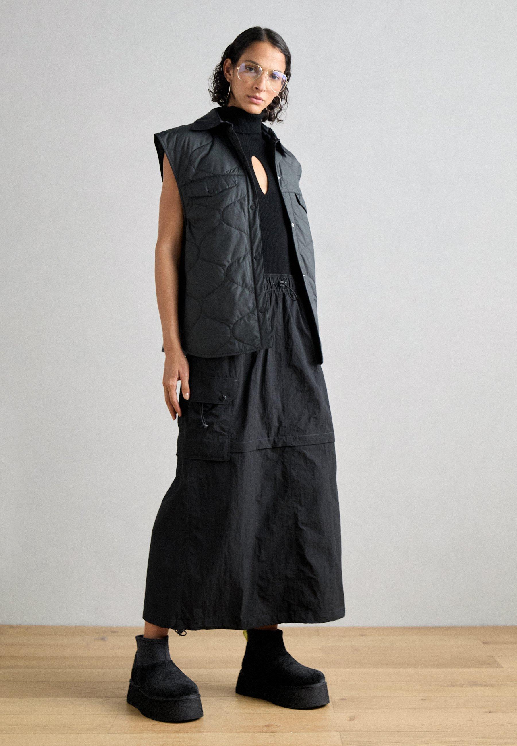 Угги женские UGG Classic Mini Dipper р. 36 Black (1168170) - фото 7 Угги женские UGG Classic Mini Dipper р. 36 Black (1168170) - фото 7