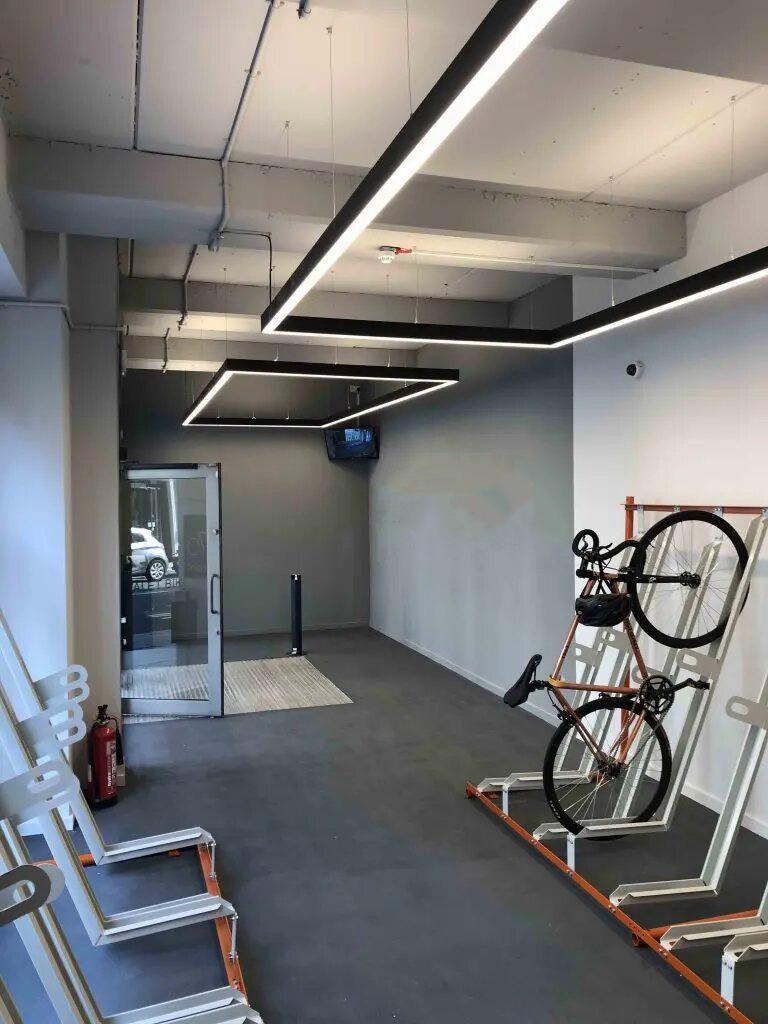 Подвесной светильник светодиодный CLEAR LIGHT Verona-R прямоугольник 300 Вт 3000К 1980х3020 мм Черный (VR300198-30211) - фото 4 Подвесной светильник светодиодный CLEAR LIGHT Verona-R прямоугольник 300 Вт 3000К 1980х3020 мм Черный (VR300198-30211) - фото 4