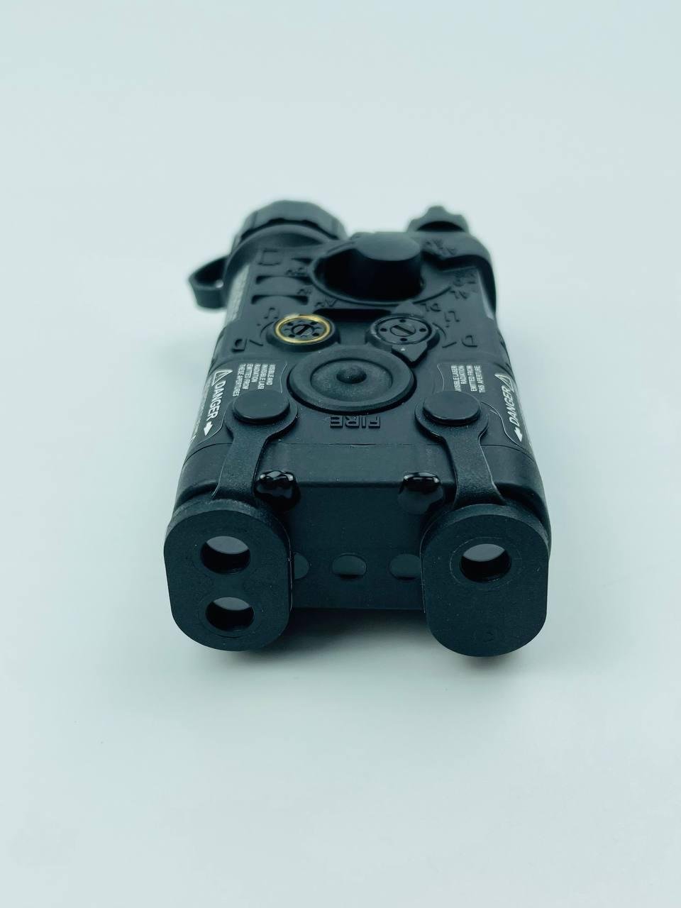 Лазерный целеуказатель FMA PEQ-NGAL IRR/Красный лазер (42962) - фото 4 Лазерный целеуказатель FMA PEQ-NGAL IRR/Красный лазер (42962) - фото 4