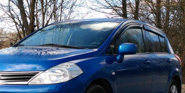 Ветровики HB HIC для Nissan Tiida 2004-2011 гг. поликарбонат Черный Ветровики HB HIC для Nissan Tiida 2004-2011 гг. поликарбонат Черный