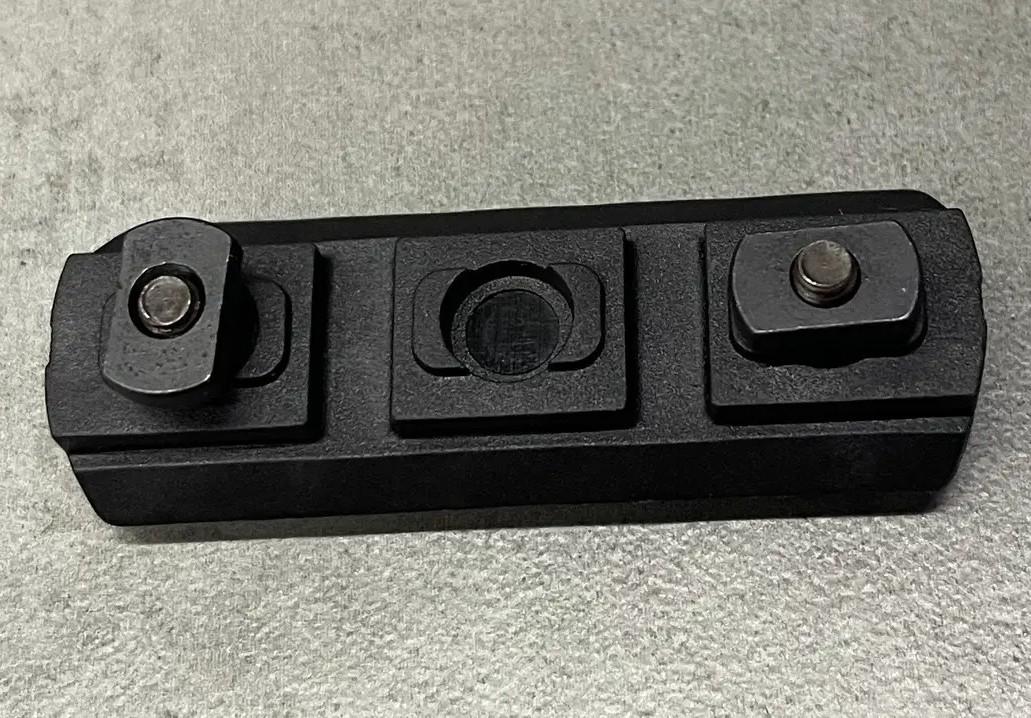 Планка Picatinny DLG Tactical DLG-110 на M-LOK/5 Slots Чорний (242248) - фото 2 Планка Picatinny DLG Tactical DLG-110 на M-LOK/5 Slots Чорний (242248) - фото 2