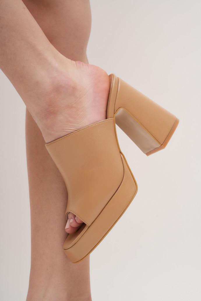 Шлепанцы женские Anna Lucci кожаные р. 40 Бежевый (177266)