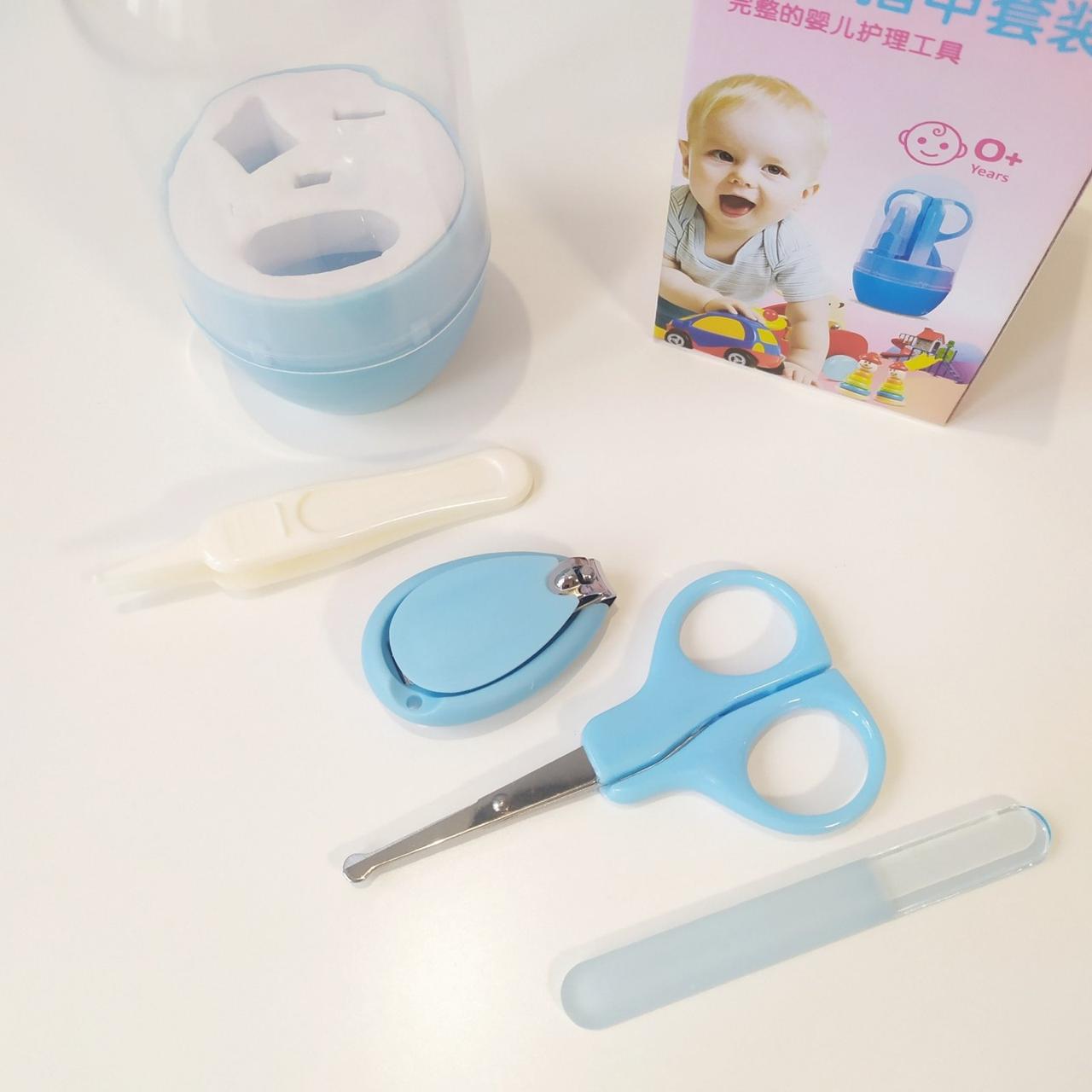 Набор по уходу за новорожденным малышом Baby Manicure 4 предмета Голубой - фото 3 Набор по уходу за новорожденным малышом Baby Manicure 4 предмета Голубой - фото 3