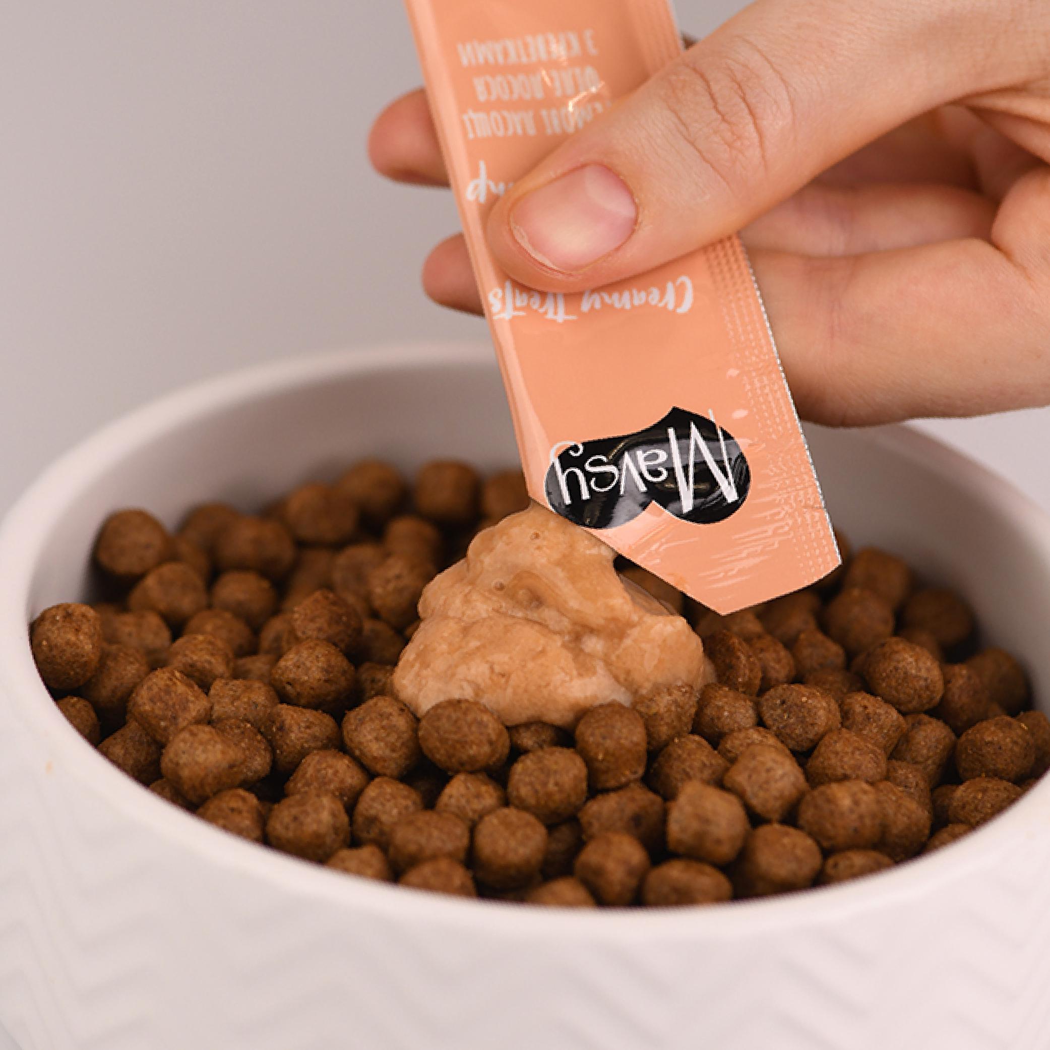 Ласощі для котів MAVSY Creamy lickable treats salmon with shrimp for cats Лосось з креветками 5 шт. 15 г (13501968) - фото 5 Ласощі для котів MAVSY Creamy lickable treats salmon with shrimp for cats Лосось з креветками 5 шт. 15 г (13501968) - фото 5