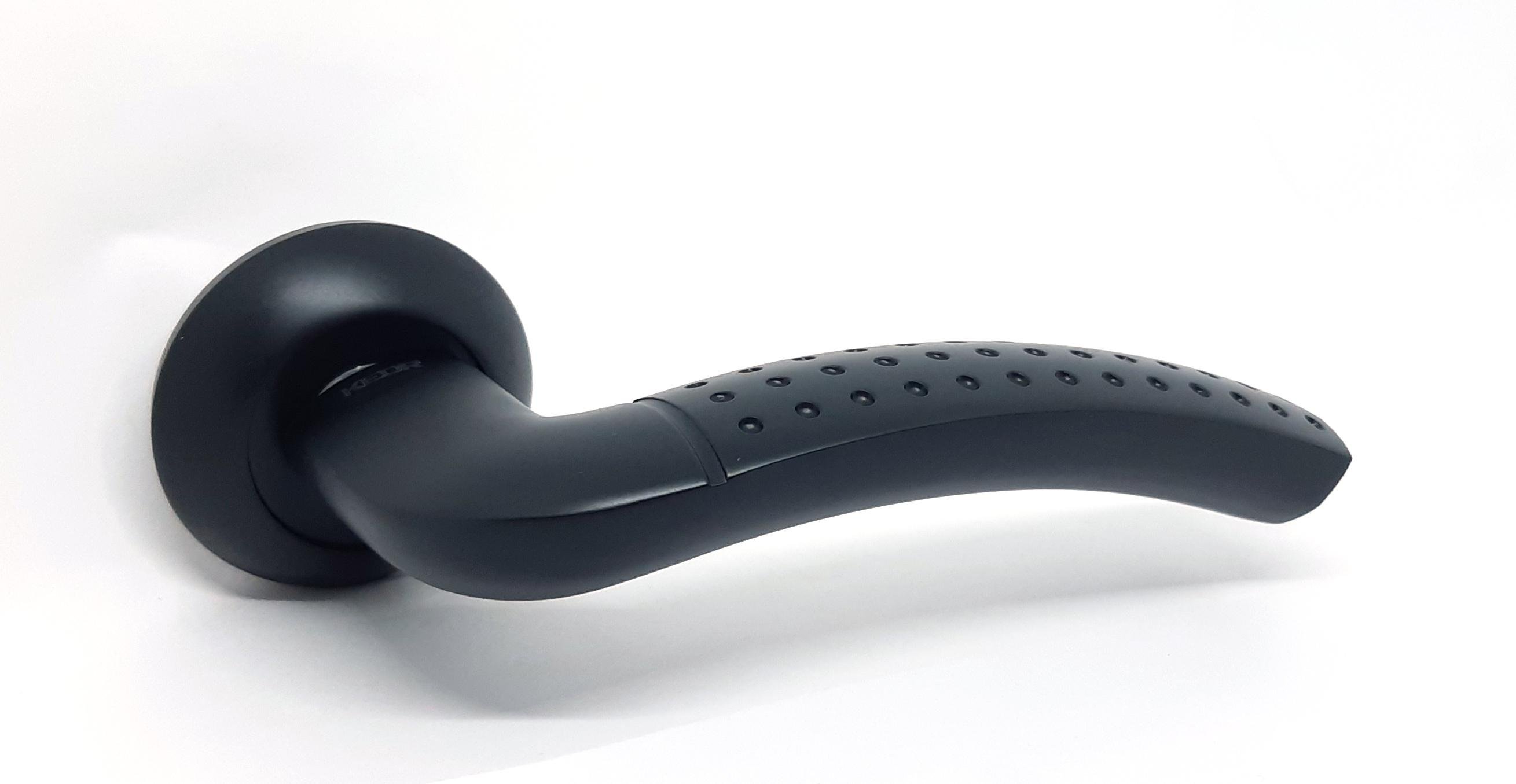 Ручка Kedr на розетке R10.026-AL Black Matt - фото 1 Ручка Kedr на розетке R10.026-AL Black Matt - фото 1