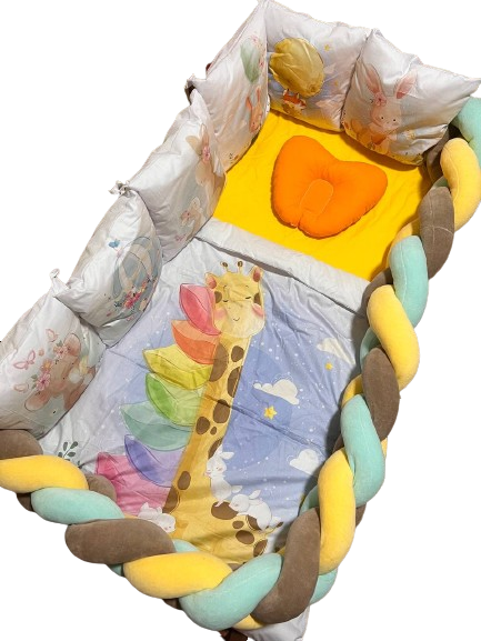 Комплект постельного белья детский Nuage бортики/подушки косая/простыни на резинке (1129) Комплект постельного белья детский Nuage бортики/подушки косая/простыни на резинке (1129)