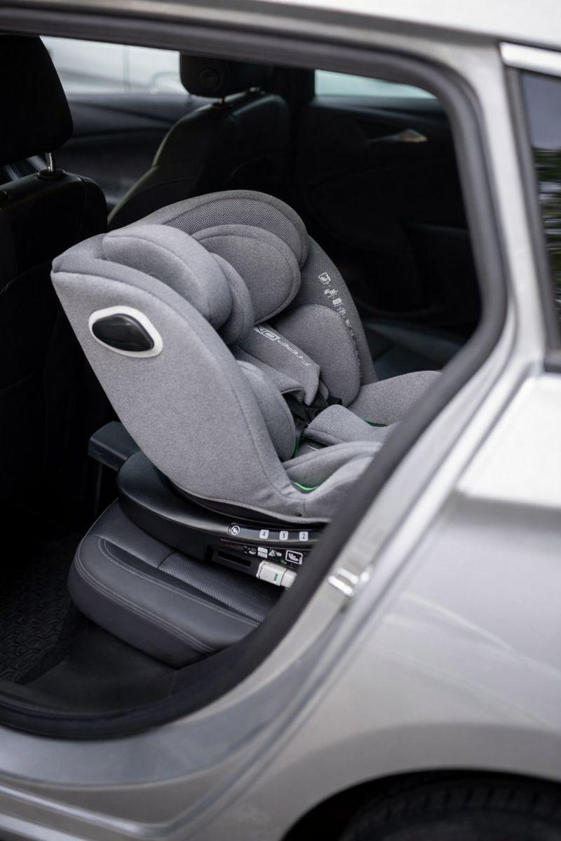 Автокресло FreeON Colt i-Size 40-150 см Grey Автокресло FreeON Colt i-Size 40-150 см Grey