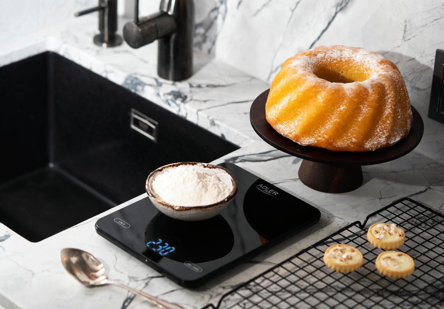 Ваги кухонні електронні Adler AD 3177 до 10 кг USB Type-C скляні з автовимкненням Black (CR3175B) - фото 8 Ваги кухонні електронні Adler AD 3177 до 10 кг USB Type-C скляні з автовимкненням Black (CR3175B) - фото 8