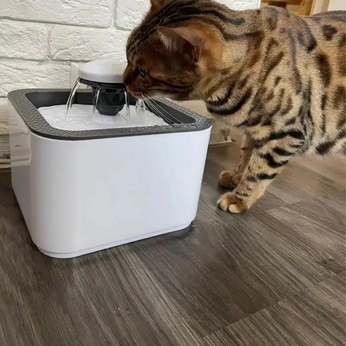 Поїлка-фонтан для тварин Pet Water Fountain автоматична USB White (3_03717) - фото 6