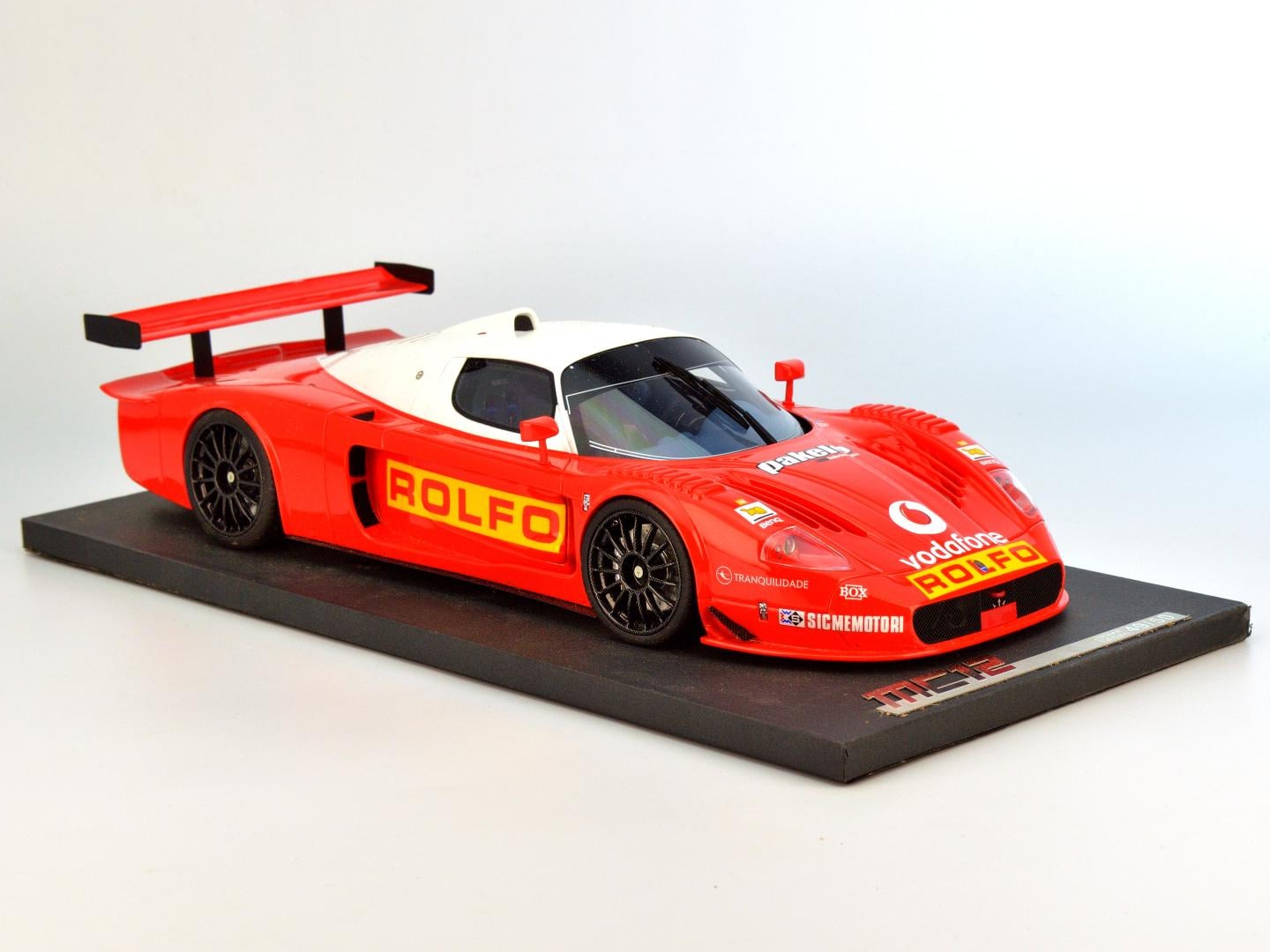 Коллекционная модель AB Models Maserati MC12 Corsa Rolfo 1:18 (186)