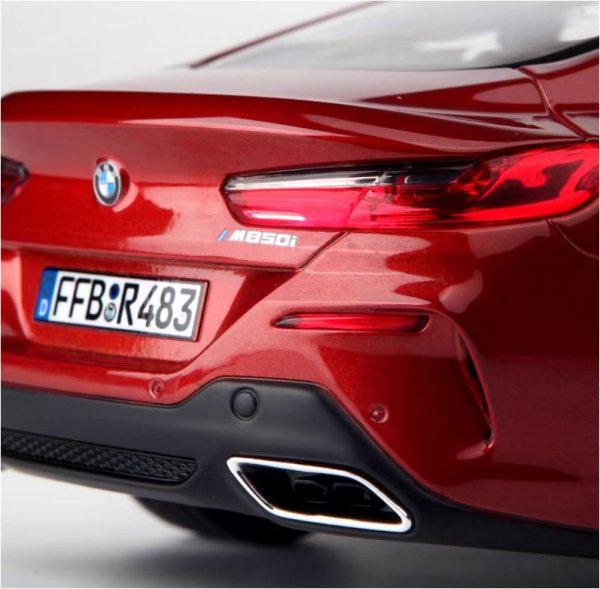 Модель автомобиля Norev 1:18 BMW 8 G15 Series Coupe Orange Metallic (183285) - фото 10 Модель автомобиля Norev 1:18 BMW 8 G15 Series Coupe Orange Metallic (183285) - фото 10